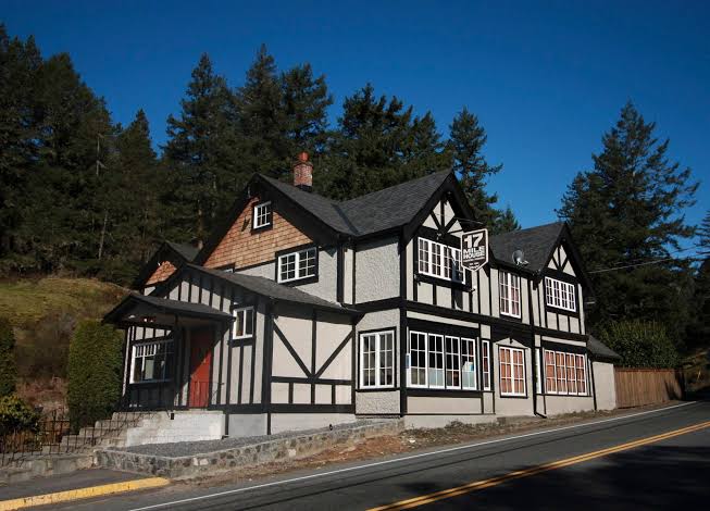 17 mile pub